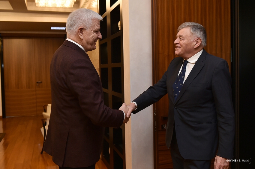 Počela procedura za izgradnju Zelenog dvorca u Bajicama