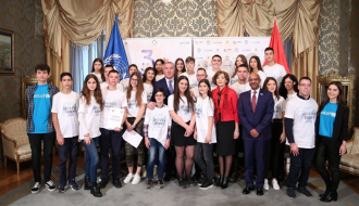 Đukanović: Prosvjetarima moramo popraviti položaj