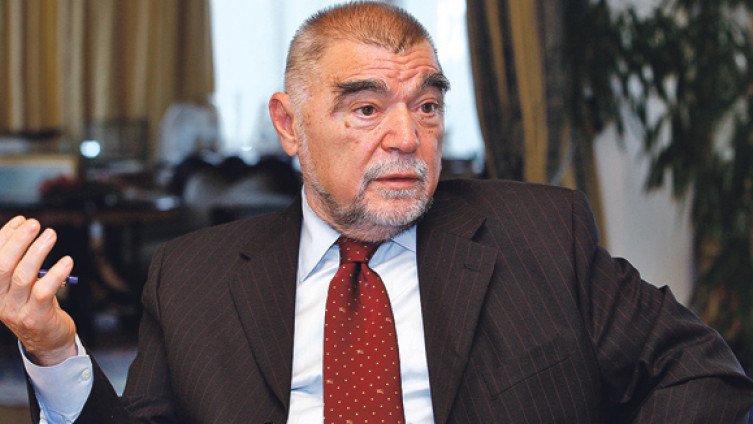 Mesić otkrio da se ipak neće ponovo kandidovati za predsjednika Hrvatske