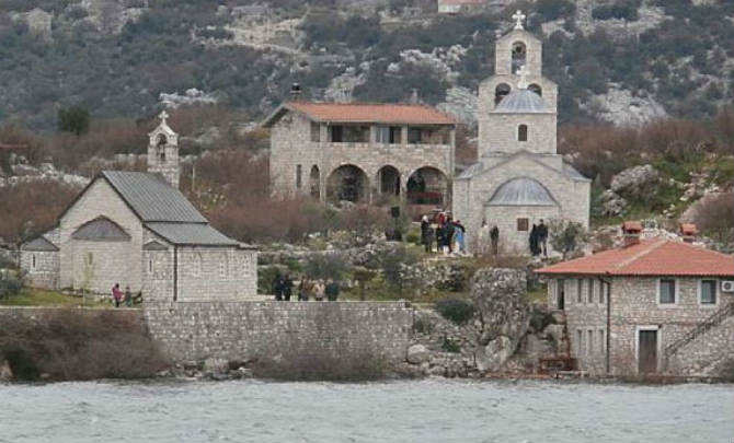 Manastir Beska Ii Kultura