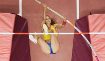 Švedskoj atletičarki pukla motka tokom skoka