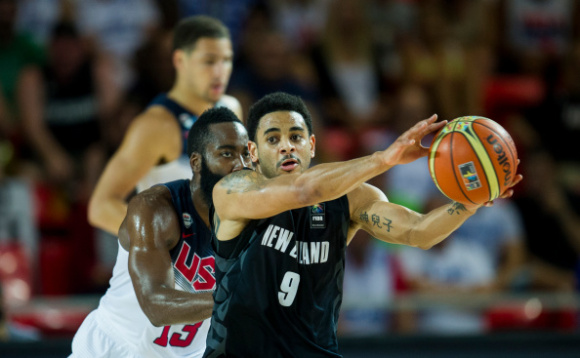 Rival Crne Gore na Mundobasketu poražen u prijateljskoj utakmici