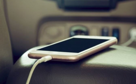 Konačno: Evropski parlament traži uvođenje univerzalnog punjača za mobilne