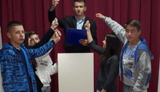Predstava ''Čovjek za sve'' večeras u KIC-u
