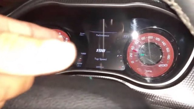 Vozio 318 km/h, pa uhapšen na osnovu sopstvenog snimka