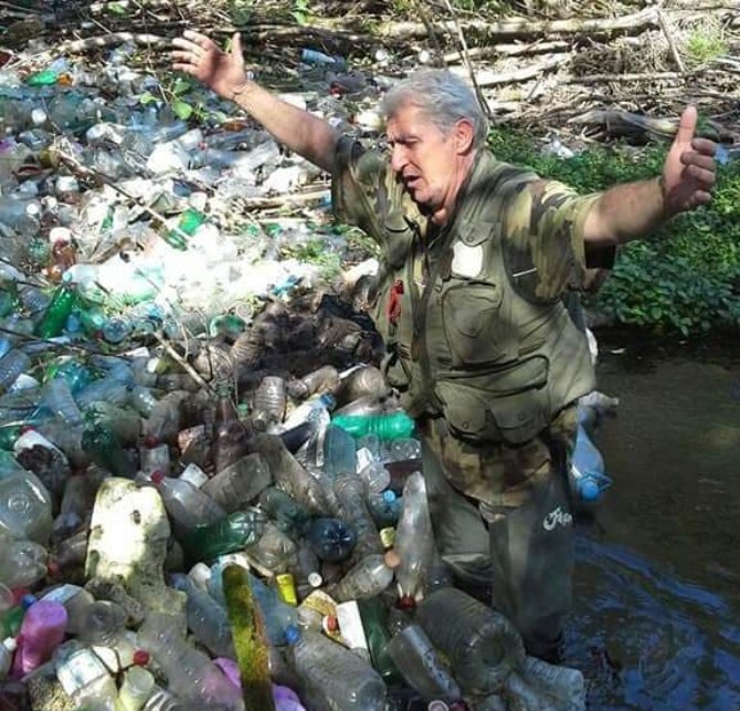 Je li ovo pravi odraz (ne)kulture građana? Iz Ćehotine izvadili 200 kesa smeća