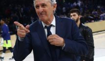 Pešić "u ratu" sa kamerom tokom tajm-auta