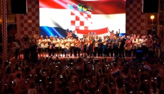 "Vatreni" konačno na Trgu! Dočekalo ih 550 hljada!