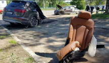 Vozač nepovrijeđen: Šokantno objašnjenje zašto je prepolovljen Audi Q7