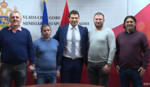 Janović sa stipendistima "Specijalne olimpijade"