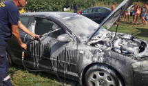 Gorio automobil u Igalu
