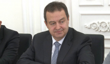 Američka ambasada poručila Dačiću da razmisli o svojim postupcima