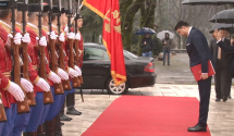 Uoči predaje agremana: Božović iskazuje poštovanje crnogorskoj zastavi