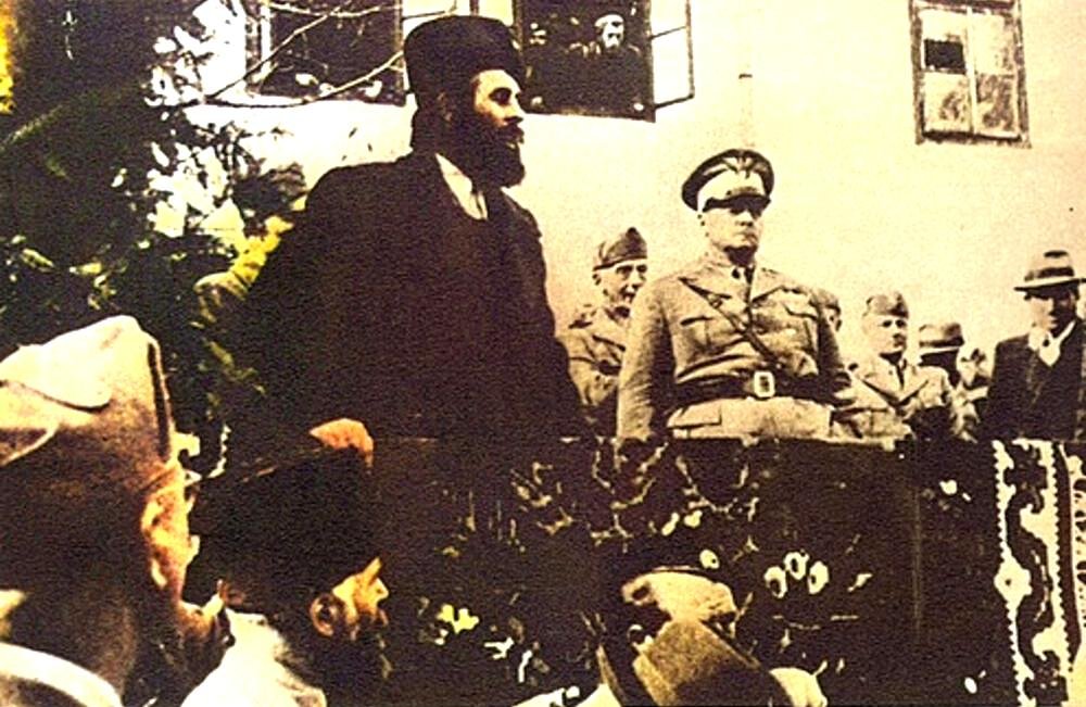 „Odrekli se prošle (1941) godine svoga srpskog imena, počeli stvarati nekakvu crnogorsku naciju”. ĐURIŠIĆ govor svršio: „Da živi veliki vođa italijanskog naroda Benito Musolini!