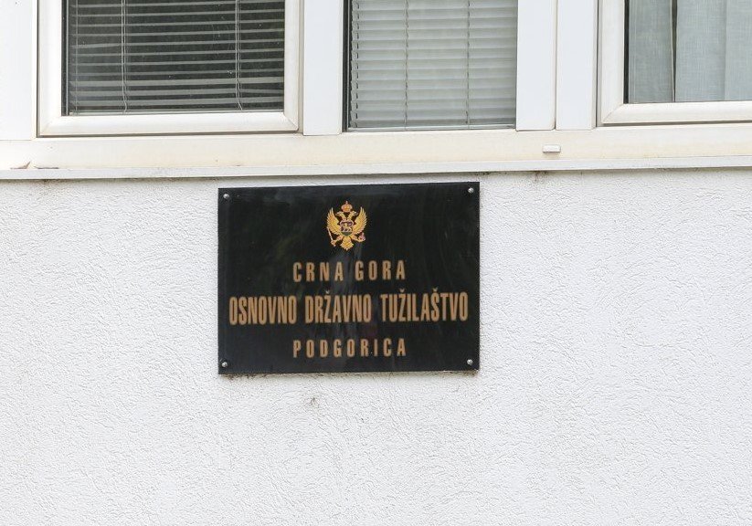 Podgoričanin zadržan zbog prijetnji objavljivanjem eksplicitnih snimaka