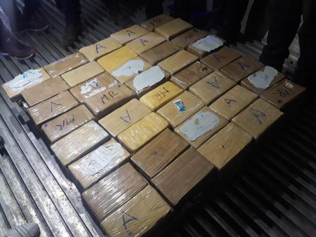 Još jedna masovna zapljena: 144 kg kokaina bilo na putu za Crnu Goru i Albaniju