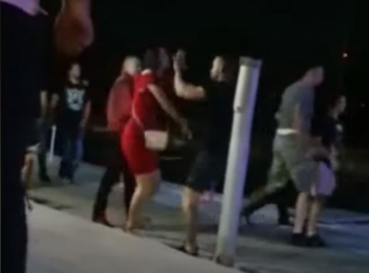 Dramatičan video: Pogledajte napad na mladića i djevojku u mostarskoj diskoteci