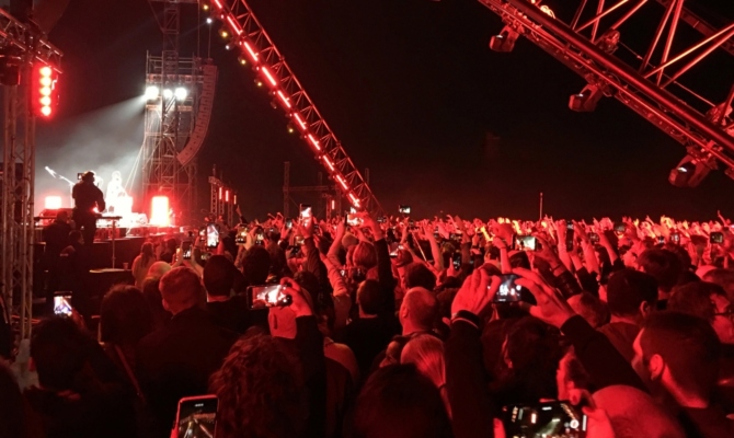 Spektakularni koncert Pepersa ispred piramida u Egiptu