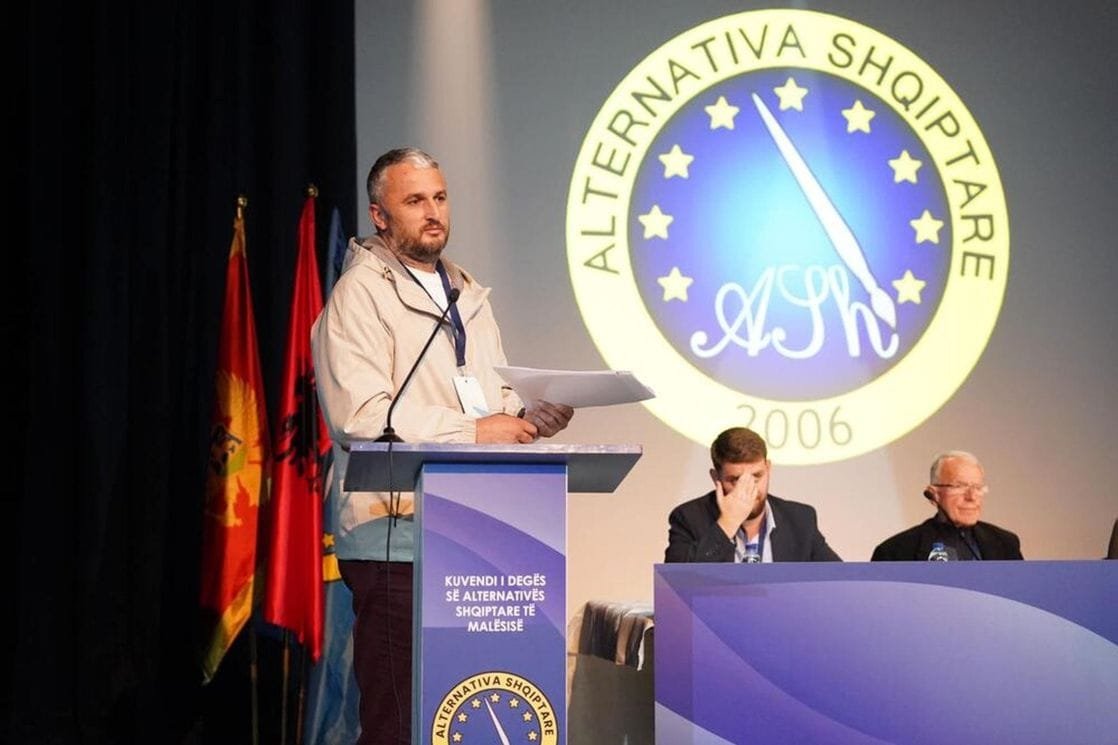 Funkcioner Albanske alternative: Milatoviću, kad bih mogao, izbio bih te prutom