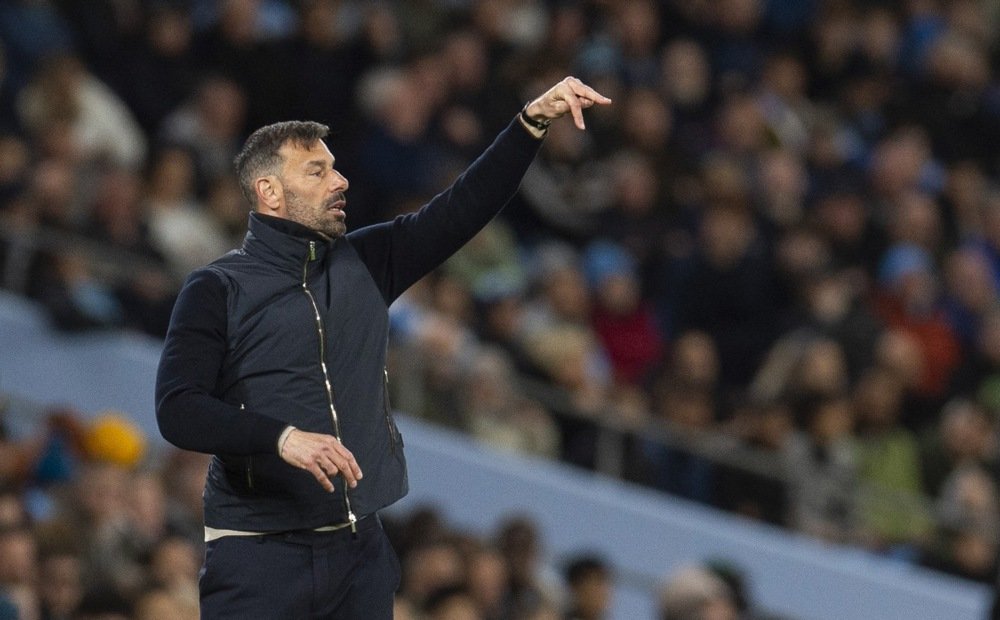 Van Nistelroj napušta Lester