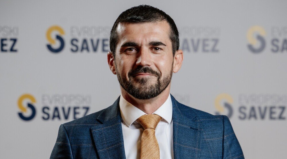 Nenezić: Ovakvom odlukom Ministarstvo, Morsko dobro i Vlada Crne Gore pripremiće kupališta za turističku sezonu, ali zimsku