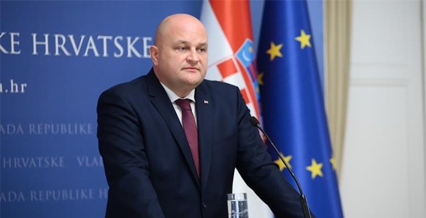 Hrvatska spremna da kupi Naftnu industriju Srbije, saopštio ministar privrede