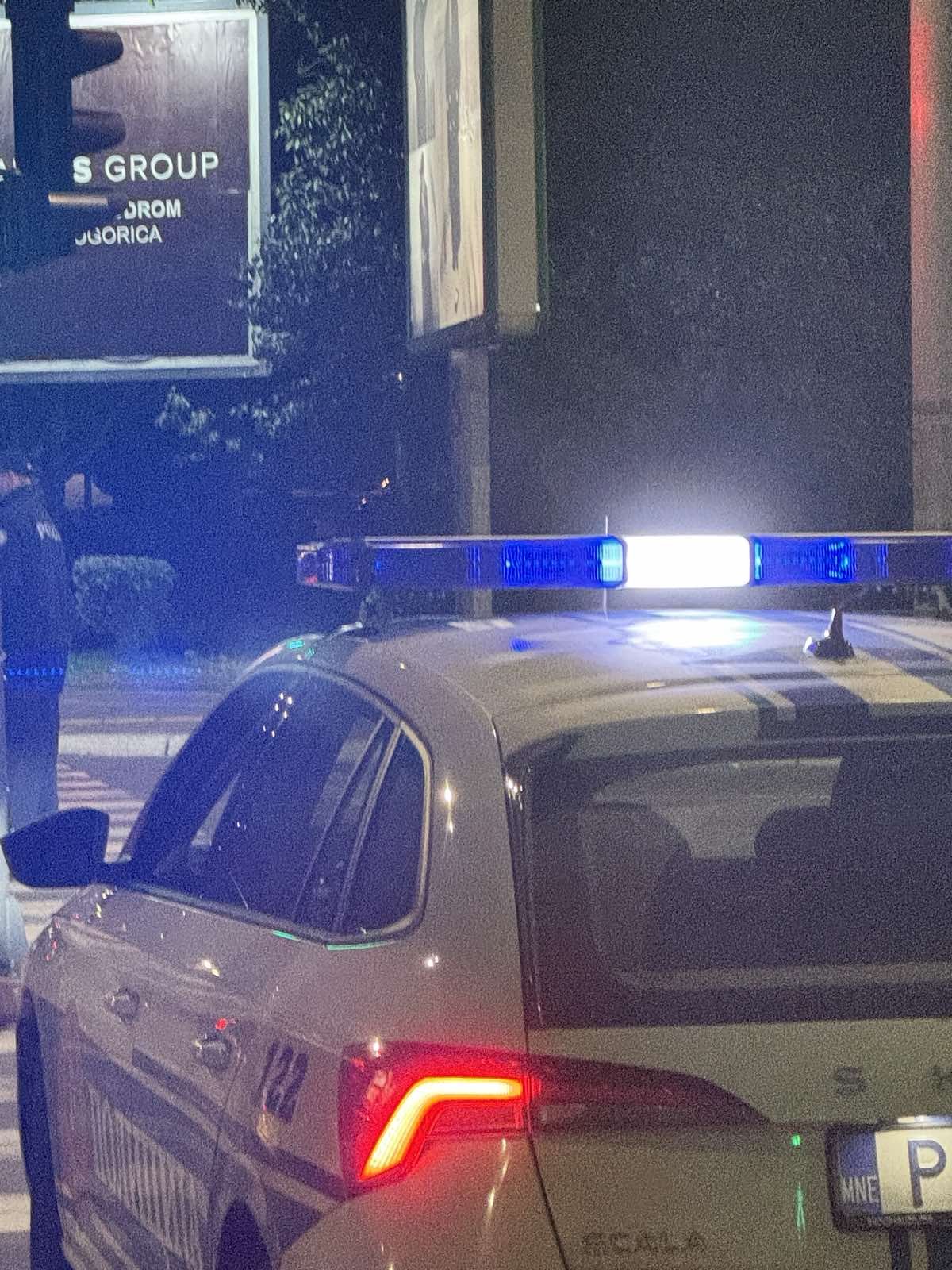 Osumnjičeni obio poslastičarnicu u Tuzima i ukrao novac