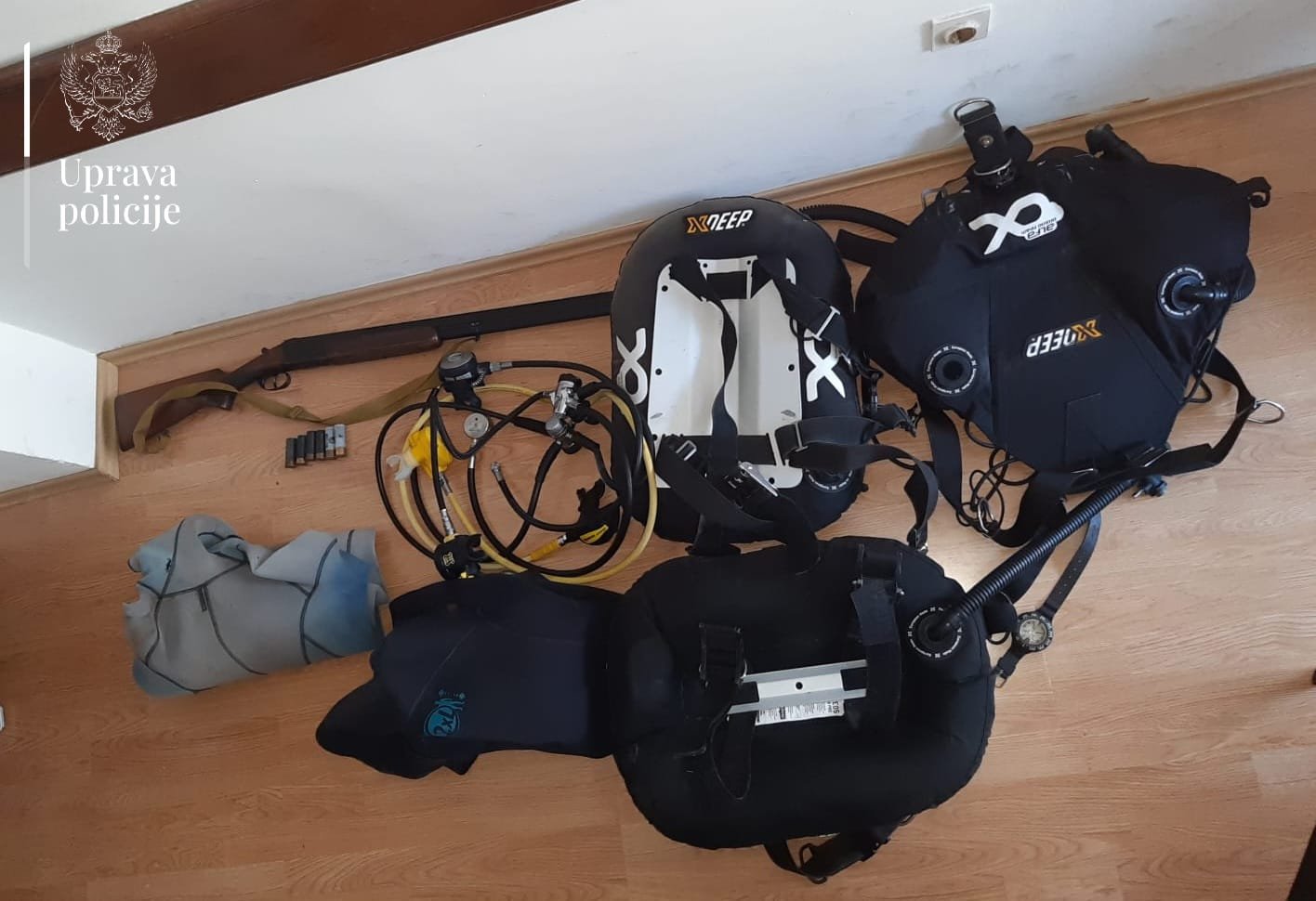 Kotor: Pronađena ukradena ronilačka oprema Komunalnog i ilegalno oružje