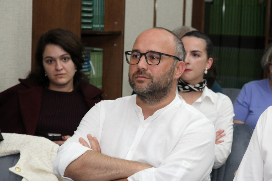 Radoman: Raspirivanje anti-muslimanskog sentimenta i nedorasli državnici