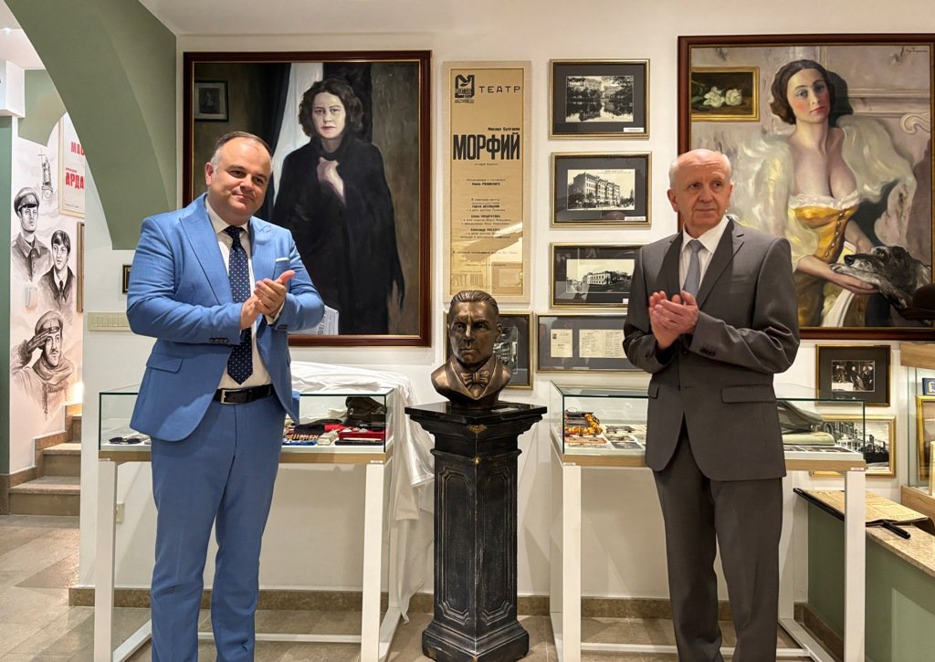 Ruski ambasador u Herceg Novom otkriva bistu piscu rođenom u Kijevu