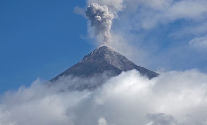 Opasnost od novih erupcija vulkana na Sumatri