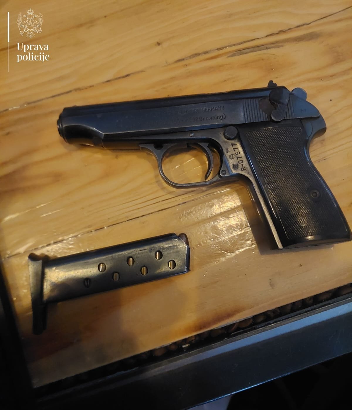Policija u City kvartu pronašla pištolj, Z.M. priveden zbog oružja bez dozvole