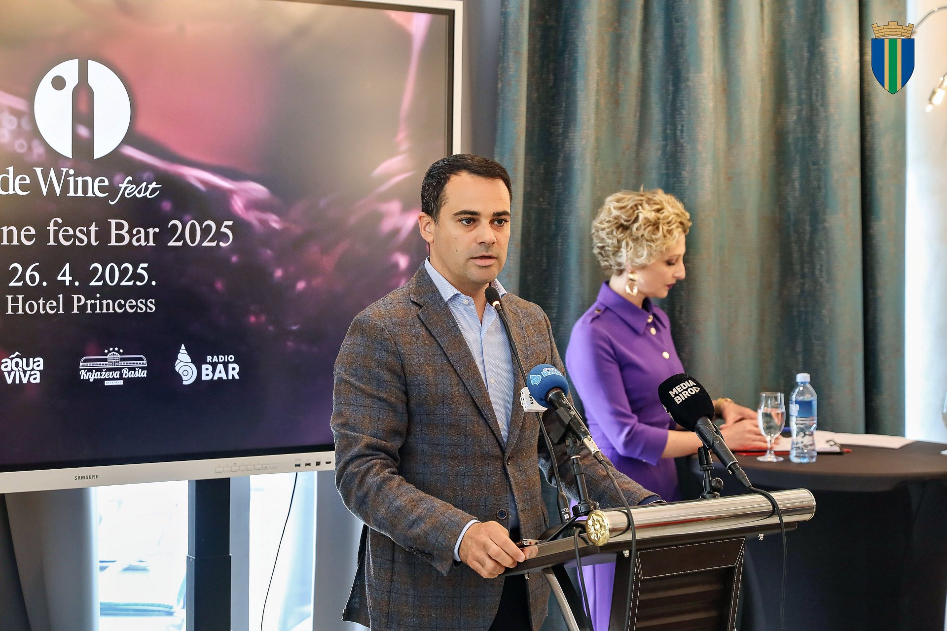 Otvoreno premijerno izdanje De Wine Fest u Baru; Raičević: Bar se visoko pozicionira na mapi vinskog turizma