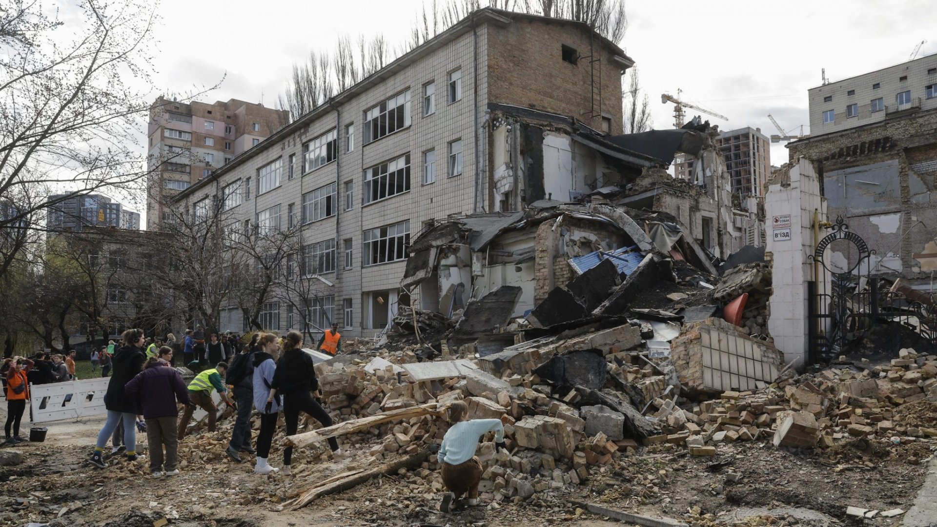 Ruski udari usmrtili jednu osobu, povrijedili 18 u najvećem vazdušnom napadu u avgustu