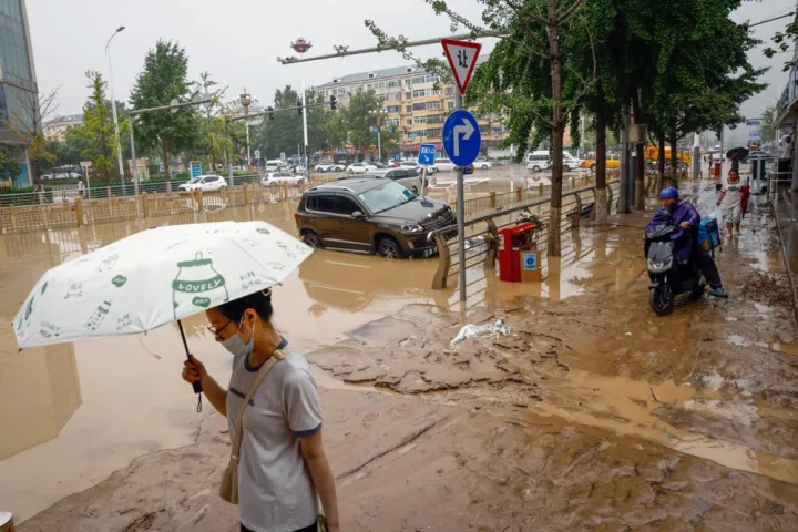 Kina izdala upozorenja na poplave nakon obilnih padavina na jugu zemlje