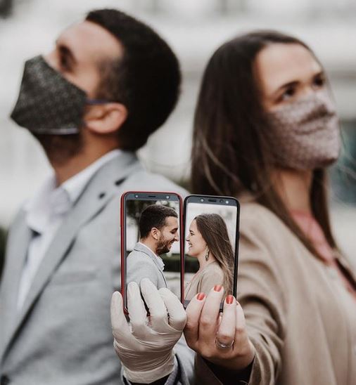 Vjenčanje u Podgorici: Maske, kumovi i sudbonosno "Da" uprkos virusu
