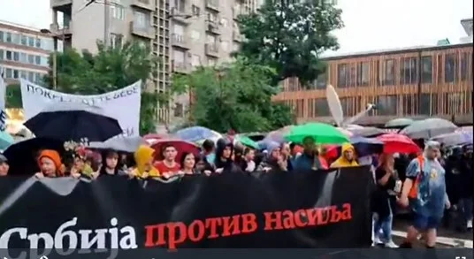 Čavić otkriva: Koliko je ljudi bilo na mitingu SNS-a, a koliko na prošlonedjeljnim beogradskim protestima