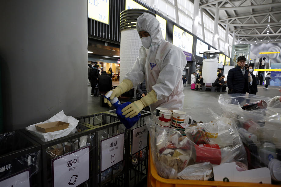 Koronavirus stigao u 20 zemalja: Do sada preminule 132 osobe, 6.000 oboljelo