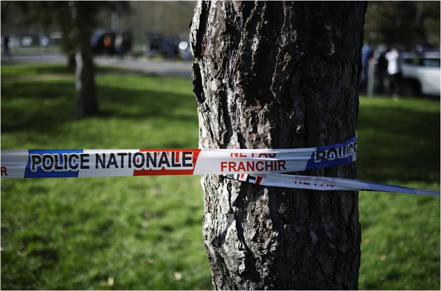 Drama u Parizu: Pucnjava ispred bolnice, jedna osoba ubijena