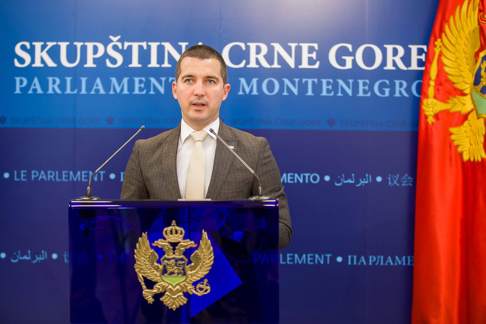 Bečić potpisao Odluku o izboru nove Vlade Crne Gore