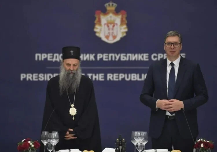 Vučić sa patrijarhom i episkopima o "svim pitanjima od sudbinskog značaja"