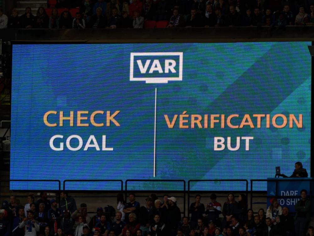 FIFA razmatra nova pravila za VAR pred Mundijal naredne godine