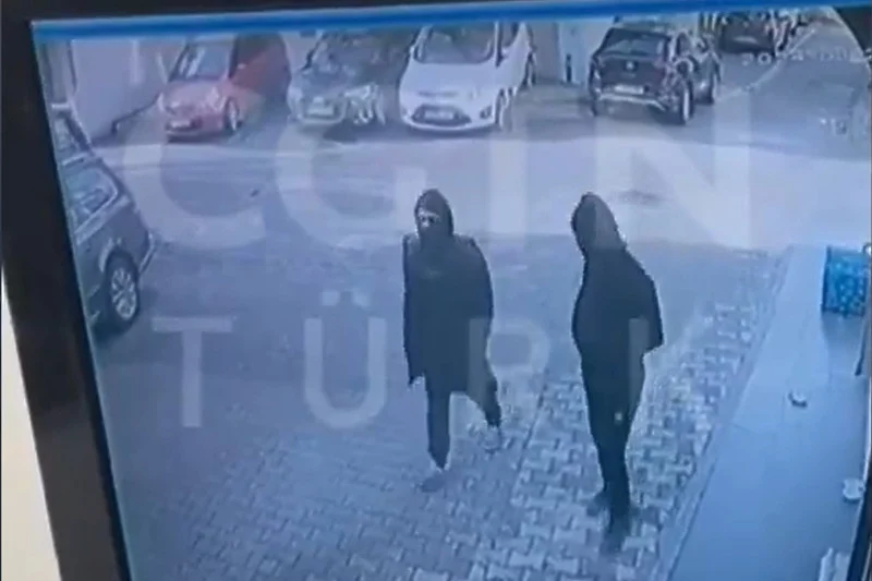 Turski mediji objavili snimak muškaraca koji se sumnjiče za napad u crkvi u Istanbulu, nosili fantomke