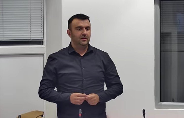Ličina: Oduzimanjem nagrade „Risto Ratković“ Radovanu Karadžiću vraća joj se legitimitet, Bijelo Polje iskazalo jasan stav prema zločinu i žrtvama
