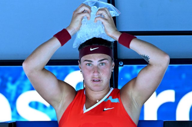 Druga teniserka svijeta u osmini finala Australijan opena