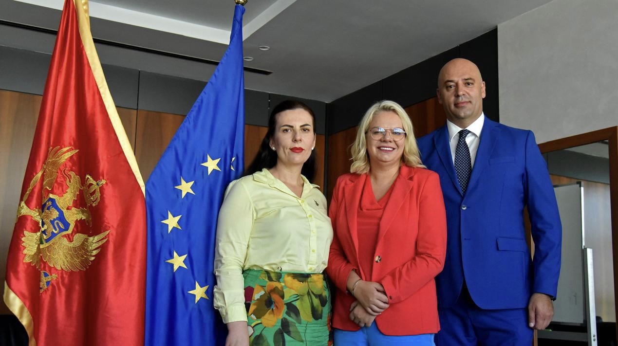 Vukićević sa čelnicima Aerodroma CG: ACG više ne treba samostalno da podnosi finansijski teret