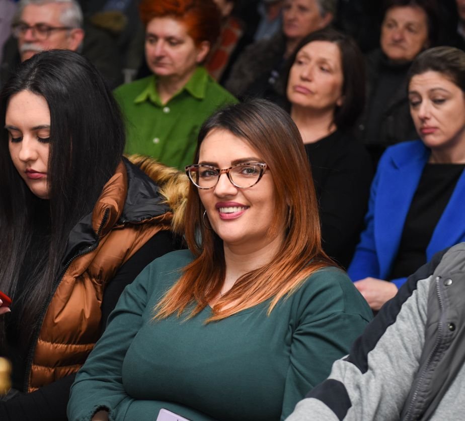 Marković: Počeli su otvoreno da ponižavaju naše državne simbole i slave praznike druge države