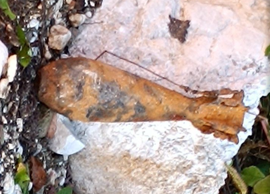 Na trasi budućeg bulevara Jaz - Tivat pronađena mina