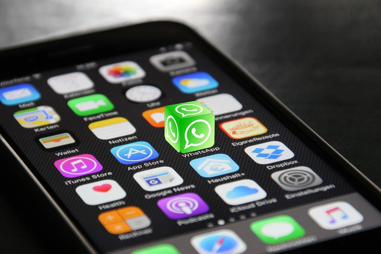 WhatsApp optužuje Moskvu da pokušava da blokira sigurnu komunikaciju za milione Rusa