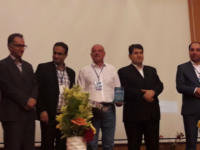 Profesoru Bjelici dodijeljena statua konferencije AESA u Iranu